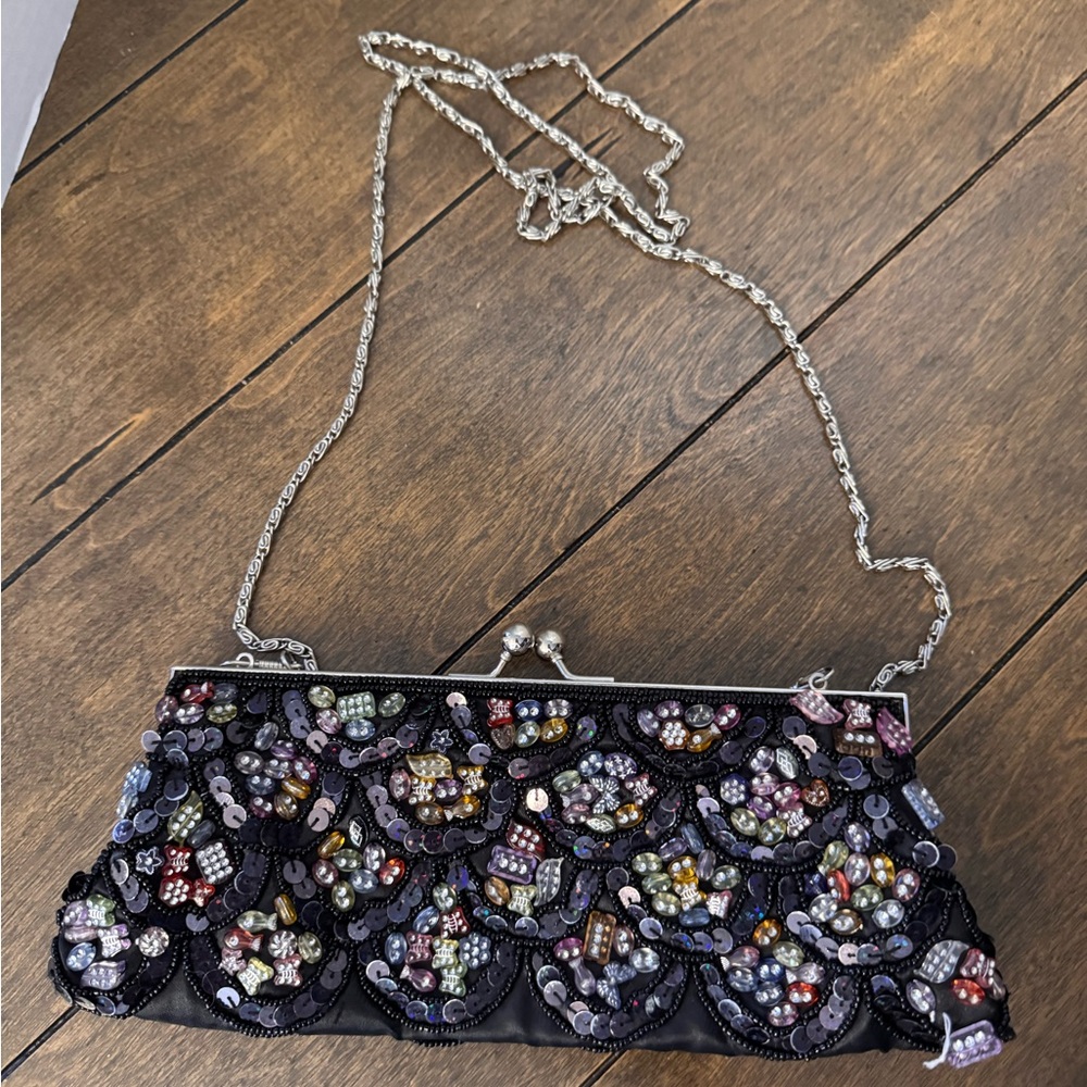 Retro Far Nine Elegant Beaded Black Evening Clutch